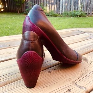 Ecco Leather Pumps with Sculptured Heels